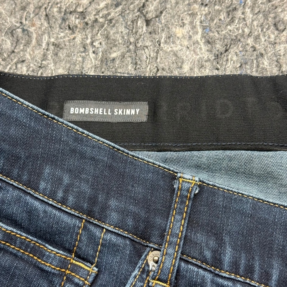 Torrid Bombshell Skinny Jeans Womens 22R Dark Wash Denim Premium Stretch Blue - Picture 9 of 14